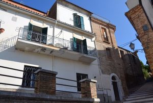 Italy – Loreto Aprutino,  5 rooms 90 m²