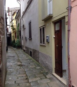 Italy – Bisenti, Abruzzo, 3 rooms 100 m²